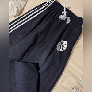 Sparkly women sweatpants